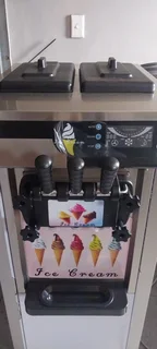 Ice cream machine , 3 flavours, floor standing