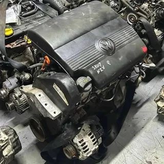 BLM 1.6L Used Petrol Engine for VW Golf 5, Polo 9N3, Jetta 5, and Caddy Life Models