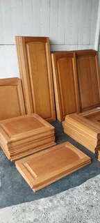 Hardwood wrap doors for kitchen