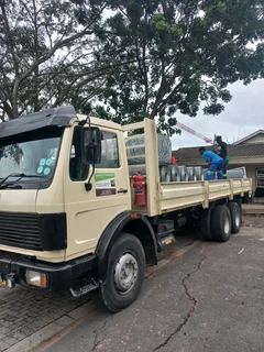 4, 5 and 8 to 12 TON TRUCKS FOR REMOVALS