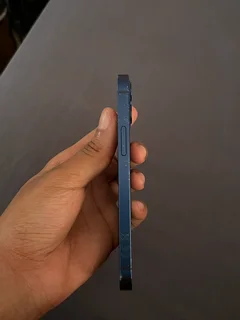 iPhone 12 mini ,128GB (minor scratches on the sides)dark blue