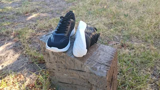 MEN&#39;S BLACK &amp; WHITE RUNNING SHOES – BREATHABLE MESH – R970!