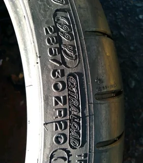 285/30/R20 MICHELIN