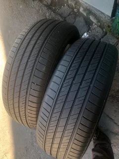 2x 225/55/R18 KUMHO TYRES 90% THREAD LIFE CALL ZUMA 0617061663