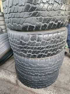 4x 265/65/R17 DUNLOP GRANDTREK AT3G TYRES IS AVAILABLE NOW CALL ZUMA 0617061663