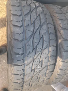 2x 266/60/r18 Dunlop Grandtrek A/t Tyres 90% Thread Life Call Zuma 0617061663