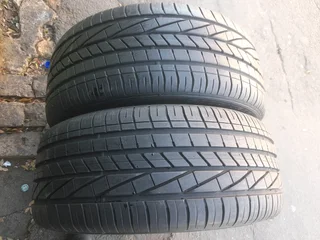 2x 245/40/R20 BRIDGESTONE RUNFLAT TYRES 98%THREAD LIFE CALL ZUMA 0617061663