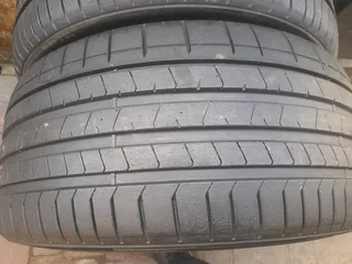 2x 265/35/R21 PIRELLI P ZERO NORMAL TYRES 95% THREAD LIFE CALL ZUMA 0617061663