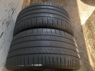 2x 315/40/R21 PIRELLI P ZERO NORMAL TYRES 95% THREAD LIFE CALL ZUMA 0617061663