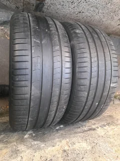 X5 Bmw Tyres 2x 305/40/r20 Pirelli P Zero Runflat Tyres Call Zuma 0617061663
