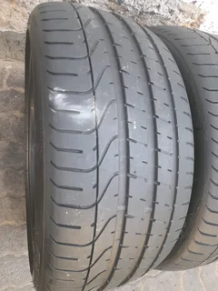 2x 235/35/R19 PIRELLI P ZERO NORMAL TYRES 85% THREAD LIFE CALL ZUMA 0617061663