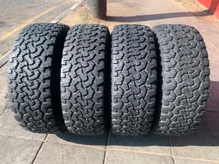 4x 275/75/R16 BF GOODRICH ALL-TERRAIN A/T OK TYRES CALL ZUMA 0617061663