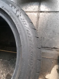 2x 255/40/R17 MICHELIN PILOT SPORT TYRES 95% THREAD LIFE CALL ZUMA 0617061663