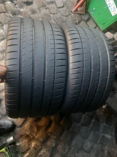 315/30/R22 MICHELIN PILOT SPORT 4 S TYRES 90% THREAD LIFE CALL ZUMA 0617061663