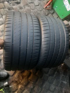 315/30/R22 MICHELIN PILOT SPORT 4 S TYRES 90% THREAD LIFE CALL ZUMA 0617061663