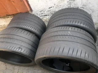 325/30/R21 MICHELIN PILOT SPORT CUP 2 TYRES CALL ZUMA 0617061663