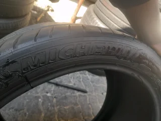 325/30/R21 MICHELIN PILOT SPORT CUP 2 TYRES CALL ZUMA 0617061663