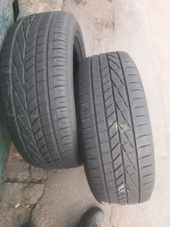 2x 235/55/R19 GOODYEAR TYRES 90%THREAD LIFE CALL ZUMA 0617061663