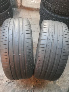 2x 275/35/R22 PIRELLI P ZERO NORMAL TYRES 90%THREAD LIFE CALL ZUMA 0617061663