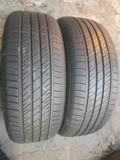 2x 225/55/R18 KUMHO TYRES 90%THREAD LIFE CALL ZUMA 0617061663 IS AVAILABLE NOW