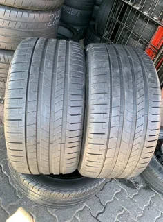 2x 285/30/r22 Pirelli P Zero Normal Tyres 98%thread Life Call Zuma 0617061663