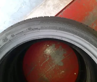2x 225/45/R19 BRIDGESTONE POTENZA RUNFLAT TYRES NO PATCH NO PLUG IS AVAILABLE NOW