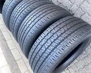 4x 265/60/r18 Continental Cross Contact Tyres 90%thread Life No Plus No Patch Is Available Now