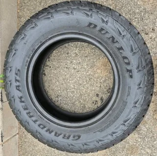 2x 265/65/R17 DUNLOP GRANDTREK TYRES IS AVAILABLE NOW CALL ZUMA 061_706_1663