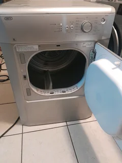 8KGS SILVER DEFY TUMBLE DRYER
