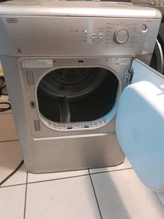 8KGS SILVER DEFY TUMBLE DRYER