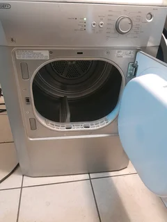8KGS SILVER DEFY TUMBLE DRYER