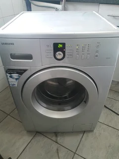 8KGS SILVER SAMSUNG FRONT LOADER WASHING MACHINE