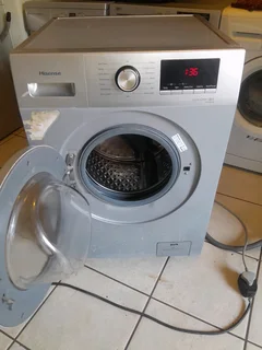 8KGS SILVER HISENSE FRONT LOADER WASHING MACHINE