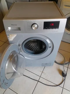 8KGS SILVER HISENSE FRONT LOADER WASHING MACHINE