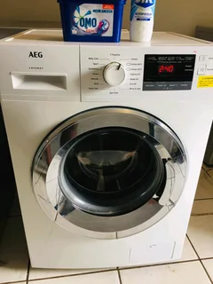 7kgs White Aeg Front Loader Washing Machine