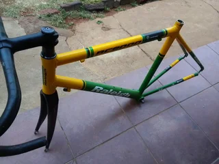 Raleigh RC2000 frame 55cm