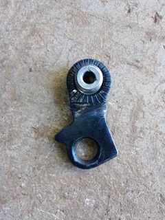 Derailleur extender