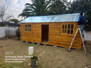 Wendy Hut,Log homes and Nutec houses