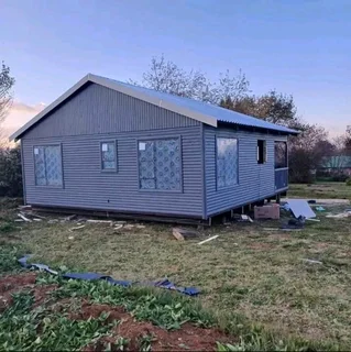 2bedrooms Log home for sale