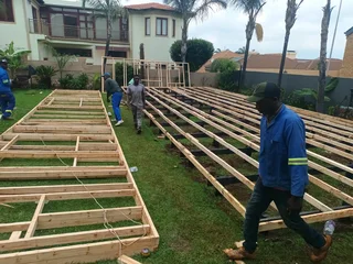 2bedrooms Log home for sale