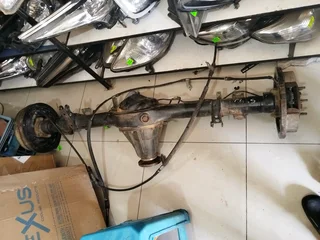 Ford ranger rear axel assembly