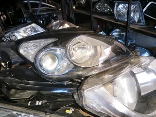 Hyundai i30 headlight