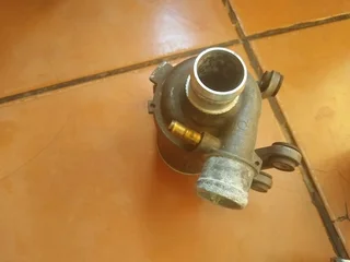 Mercedes benz W205 water pump