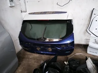 Nissan quashquai complete tailgate