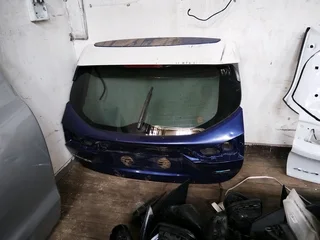 Nissan quashquai complete tailgate