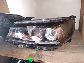 Peugeot landtreck headlight