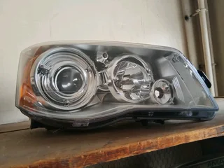 Chrysler grand voyage headlight