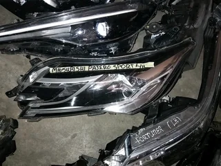 Milsubishi Pajero Sport Headlight