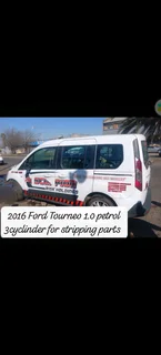 2016 Ford Tourneo 1.0 petrol 3cyclinder for stripping parts