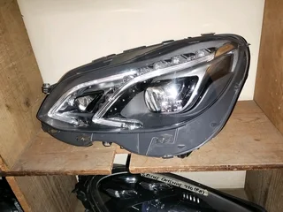 Mercedes-Benz W212 E-Class  2009-2016).